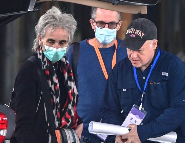 Marian Koopmans, Daszak Groupie